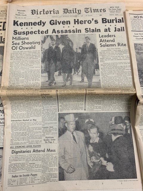 Oswald shooting story in paper